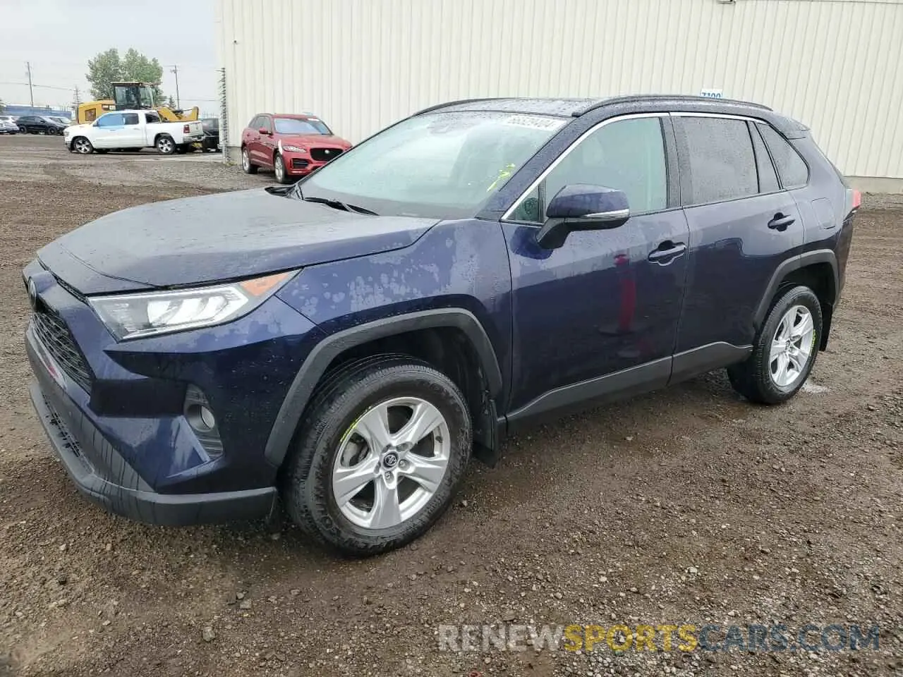 1 Photograph of a damaged car 2T3R1RFV5LW133865 TOYOTA RAV4 2020