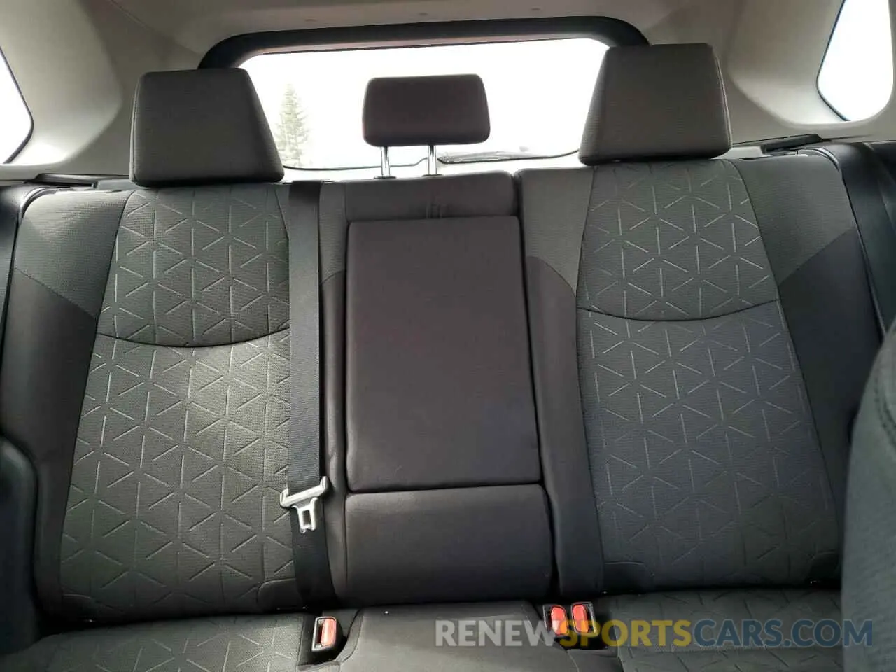 10 Photograph of a damaged car 2T3R1RFV6LC085553 TOYOTA RAV4 2020