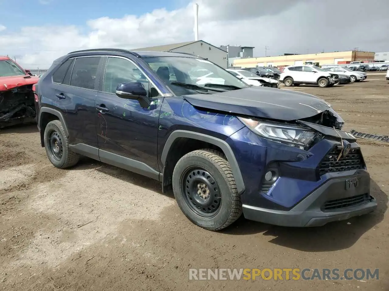 4 Photograph of a damaged car 2T3R1RFV6LC085553 TOYOTA RAV4 2020