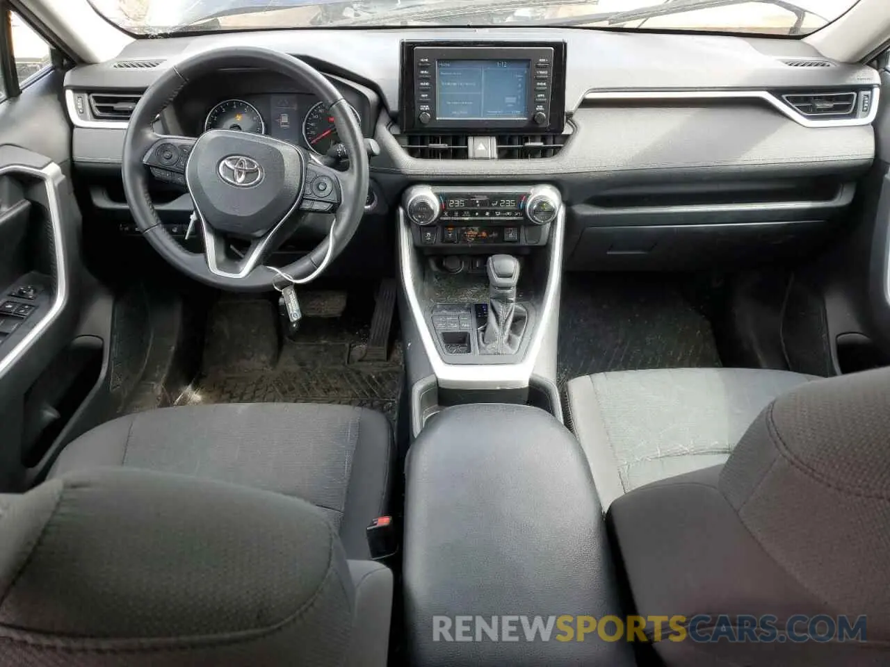 8 Photograph of a damaged car 2T3R1RFV6LC085553 TOYOTA RAV4 2020