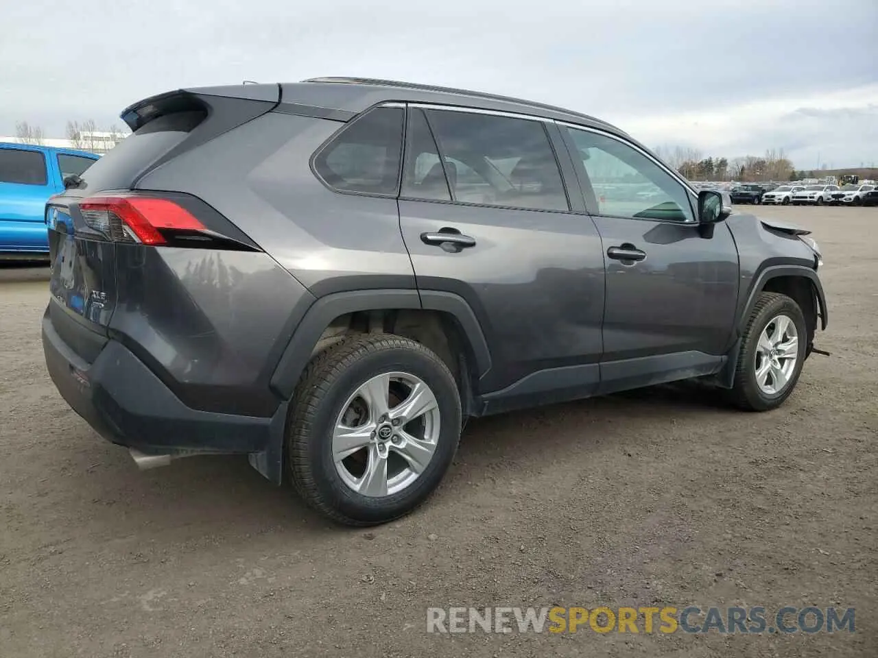 3 Photograph of a damaged car 2T3R1RFV6LW106206 TOYOTA RAV4 2020