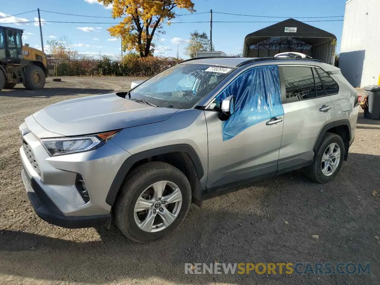 1 Photograph of a damaged car 2T3R1RFV8LC095694 TOYOTA RAV4 2020