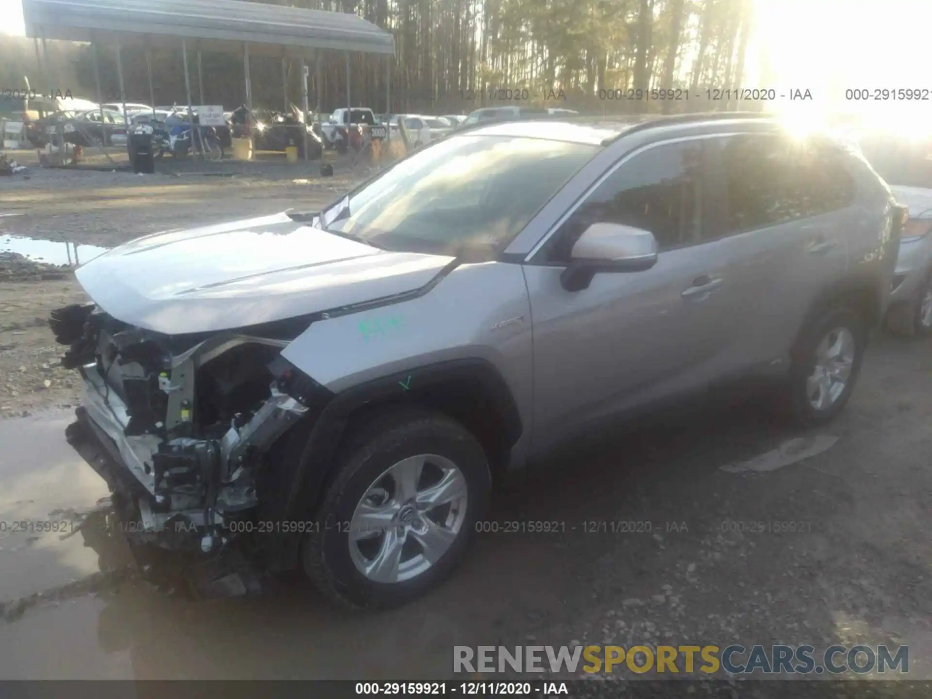 2 Photograph of a damaged car 2T3RWRFV0LW079814 TOYOTA RAV4 2020