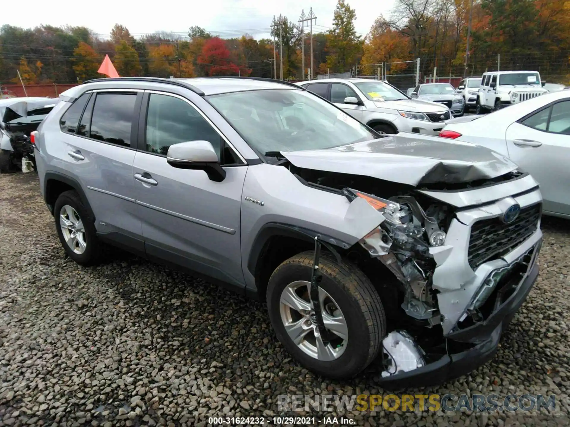 1 Photograph of a damaged car 2T3RWRFV0LW081255 TOYOTA RAV4 2020