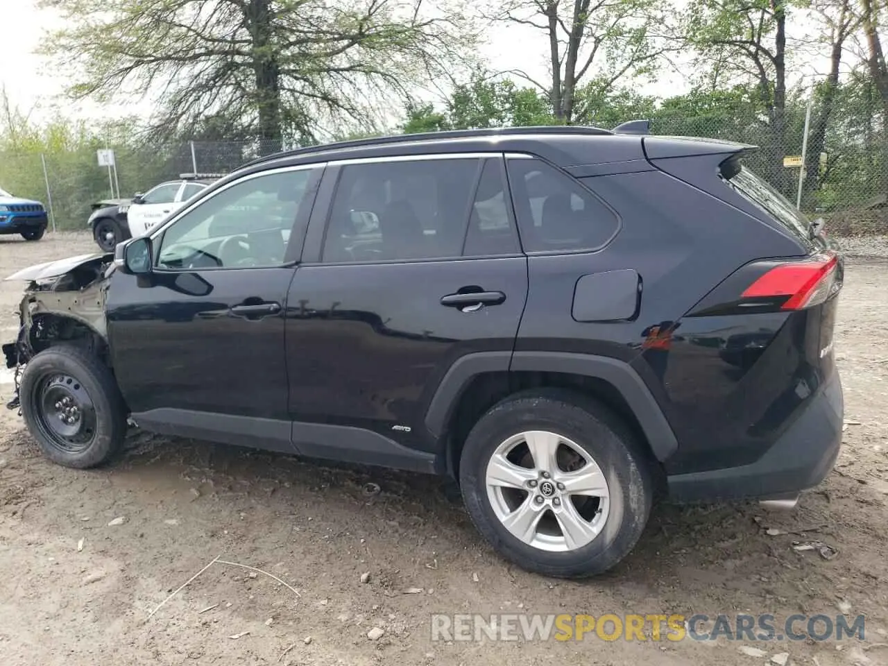 2 Photograph of a damaged car 2T3RWRFV1LW093981 TOYOTA RAV4 2020