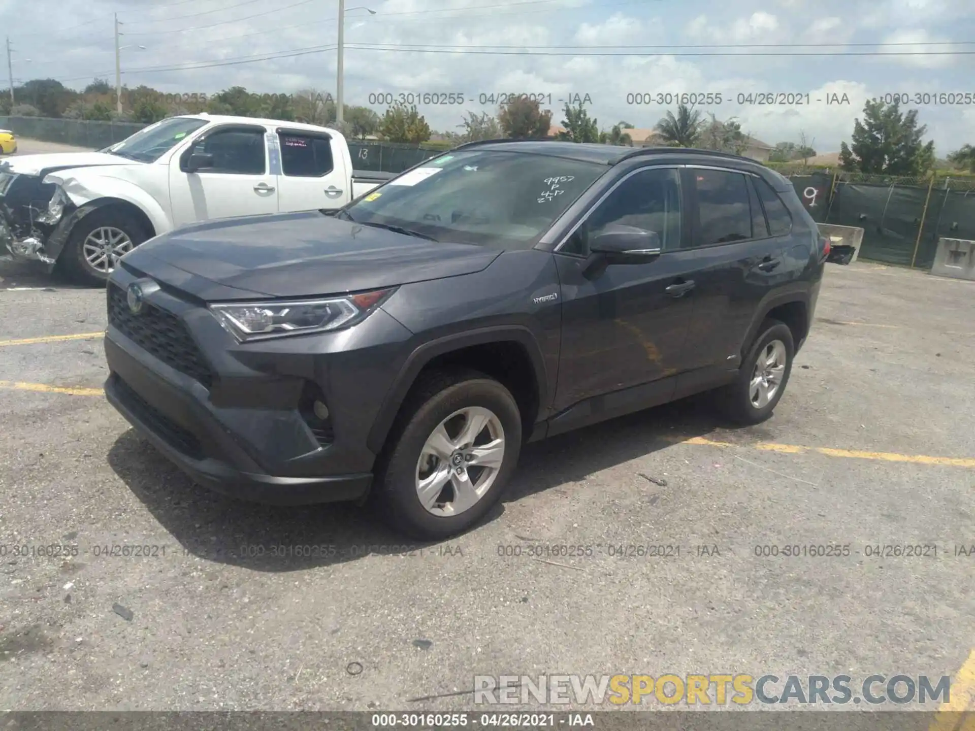 2 Photograph of a damaged car 2T3RWRFV1LW099957 TOYOTA RAV4 2020