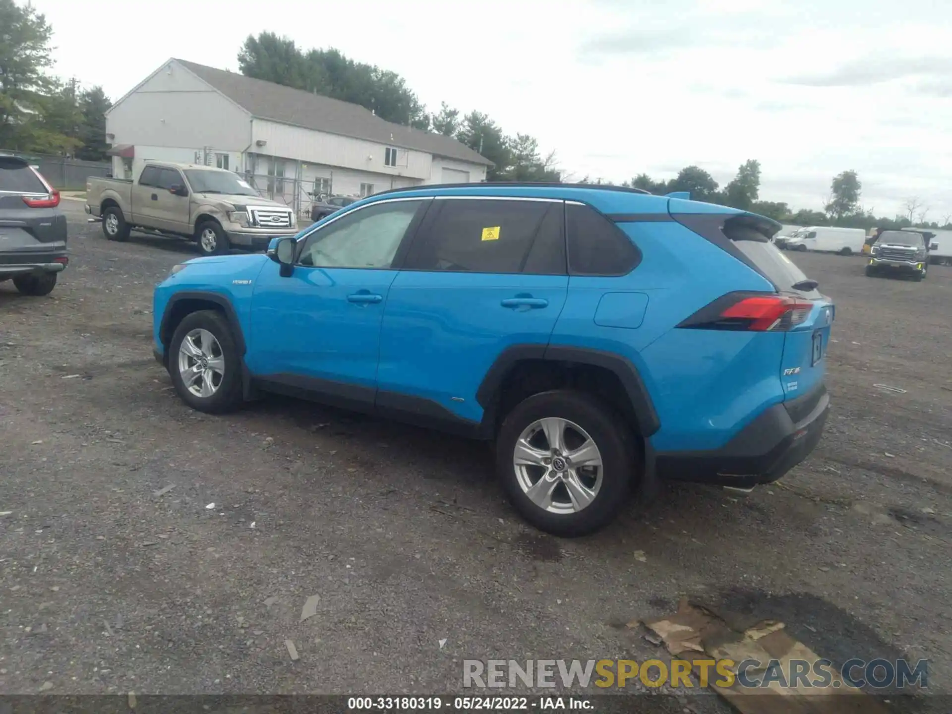 3 Photograph of a damaged car 2T3RWRFV2LW065641 TOYOTA RAV4 2020