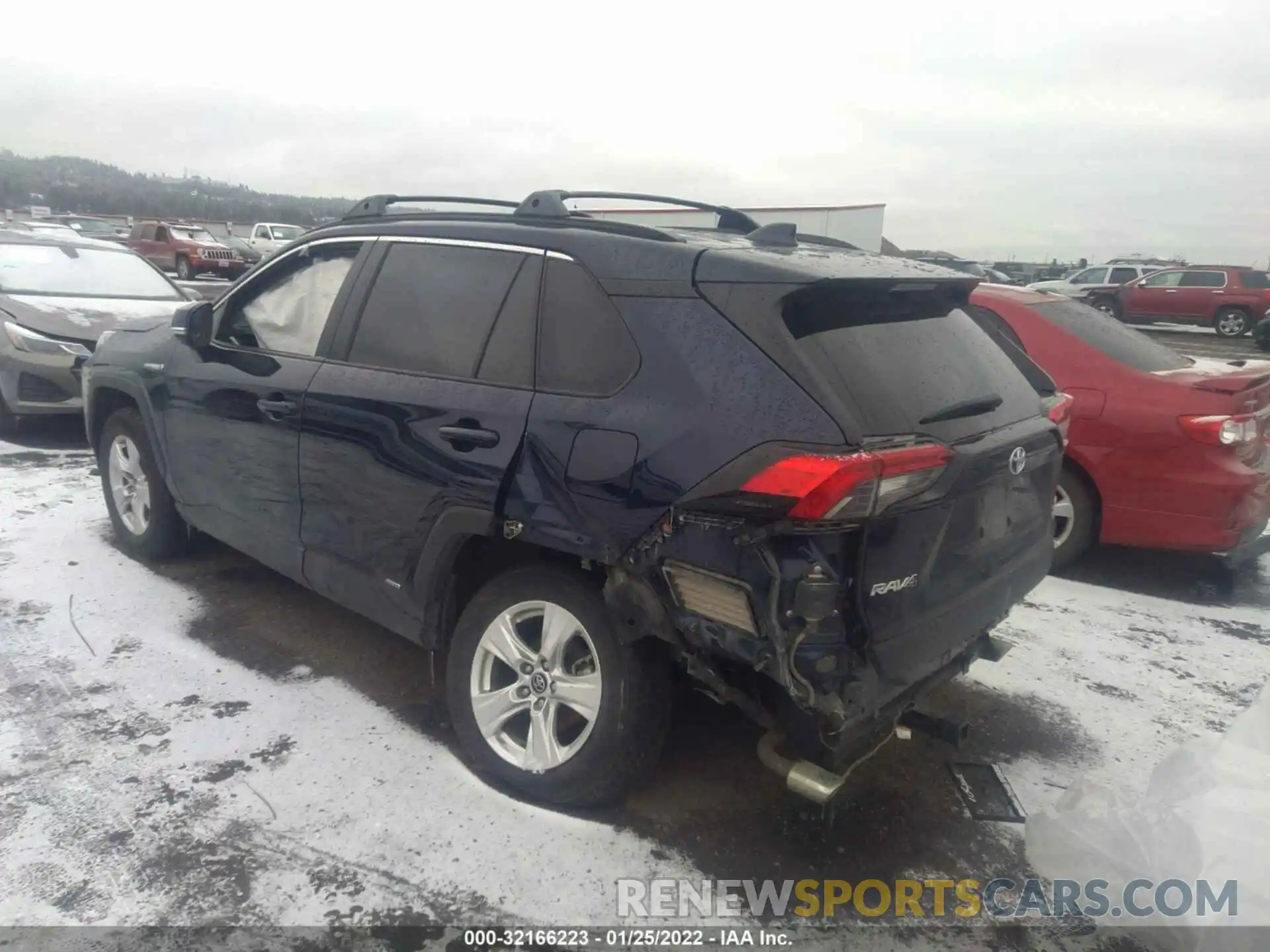 3 Photograph of a damaged car 2T3RWRFV2LW067180 TOYOTA RAV4 2020