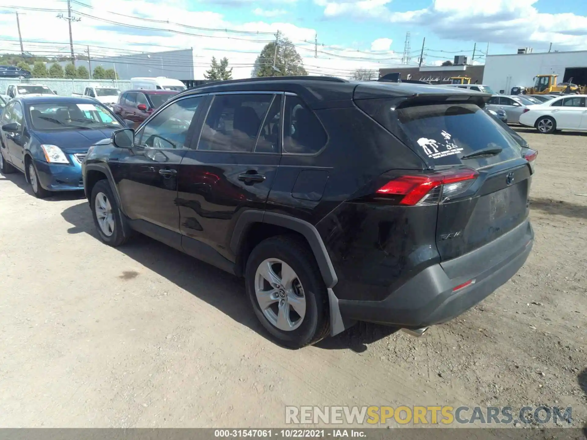 3 Photograph of a damaged car 2T3RWRFV2LW093942 TOYOTA RAV4 2020