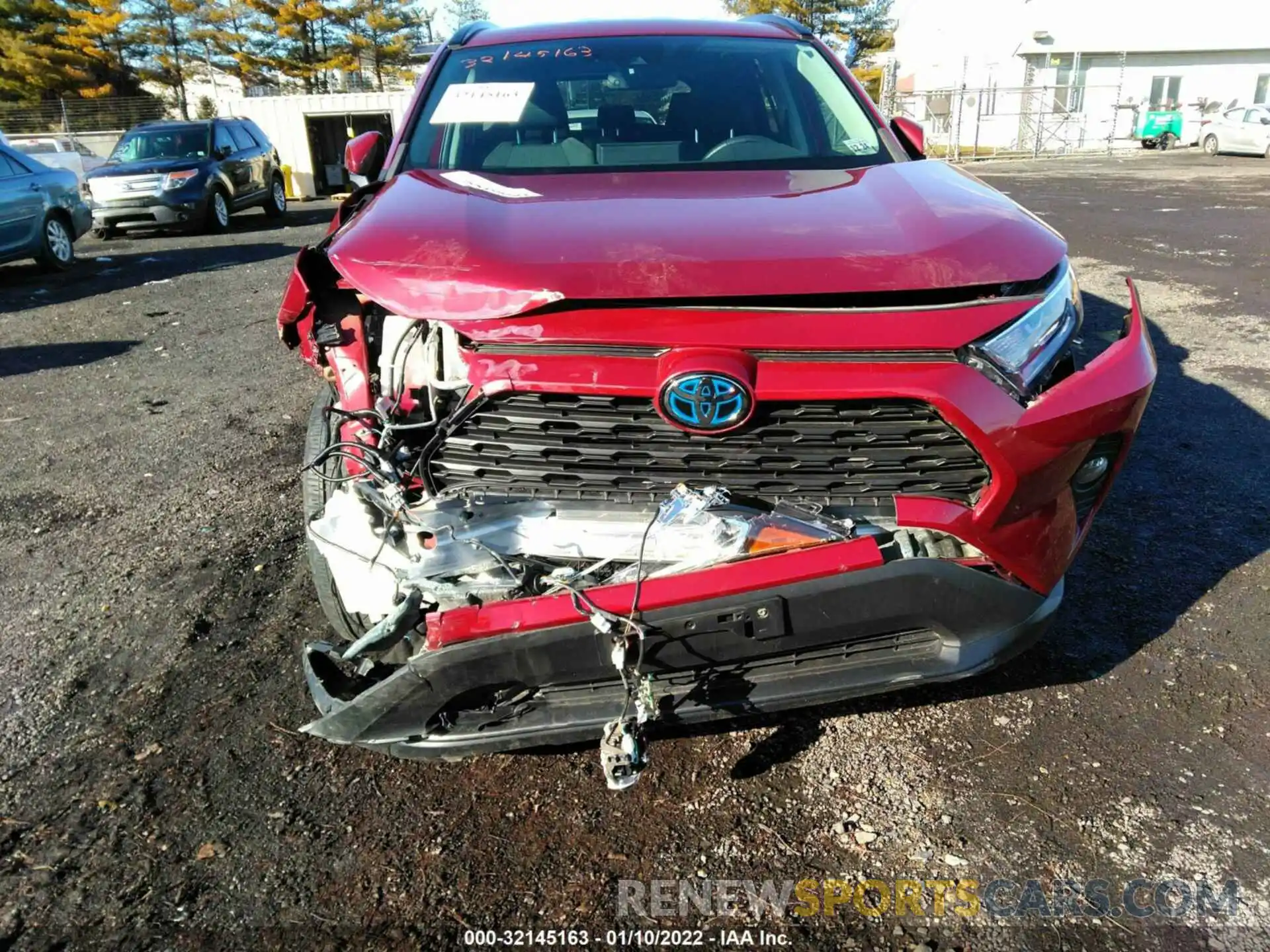 6 Photograph of a damaged car 2T3RWRFV3LW048220 TOYOTA RAV4 2020