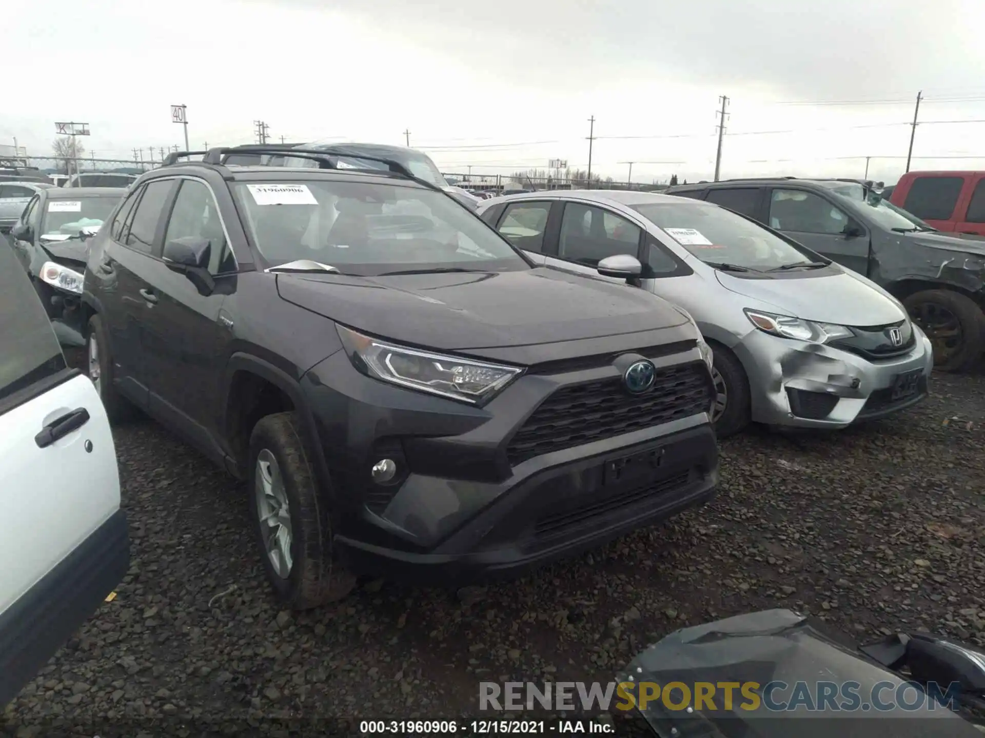 1 Photograph of a damaged car 2T3RWRFV3LW049108 TOYOTA RAV4 2020