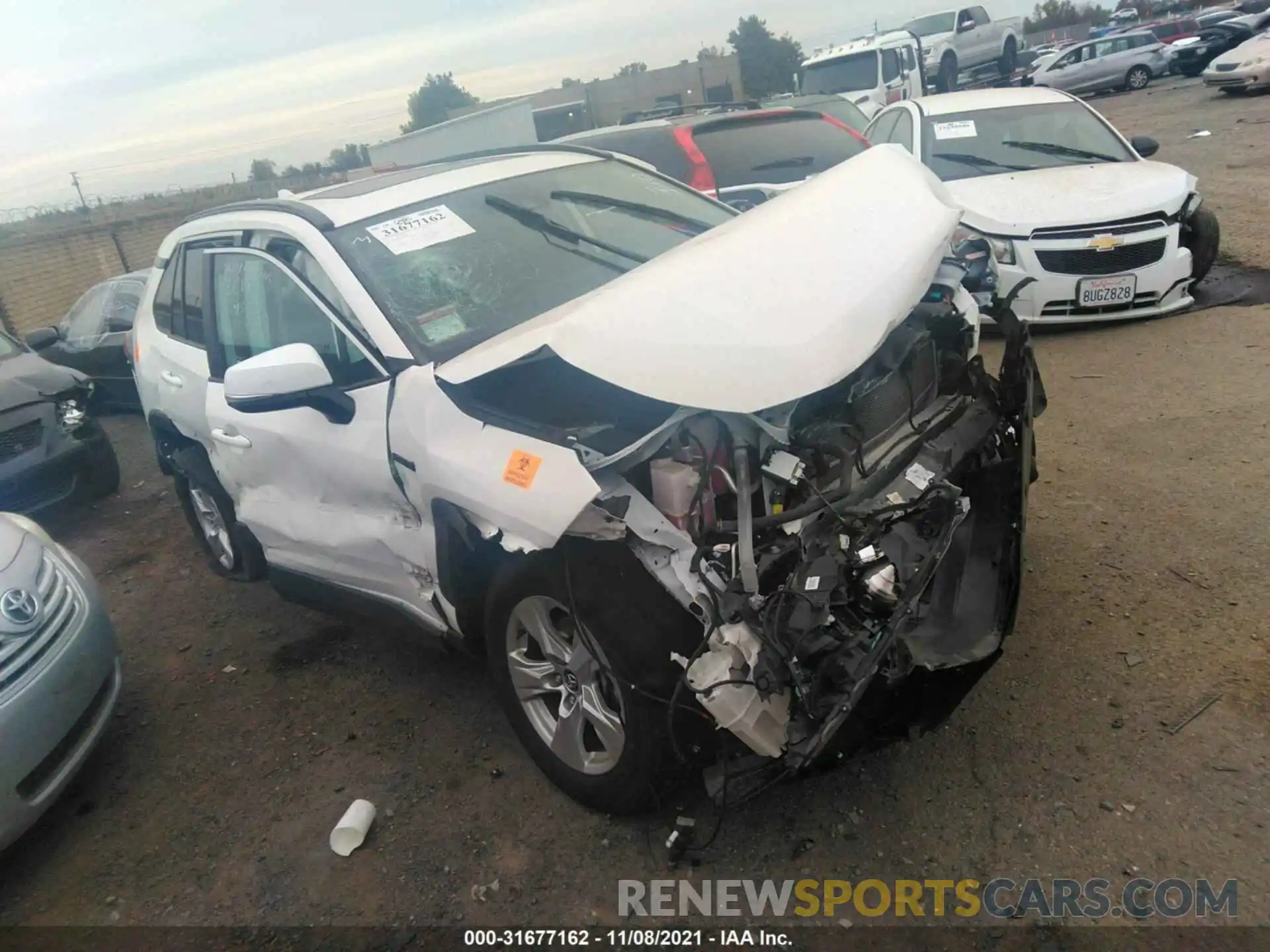 1 Photograph of a damaged car 2T3RWRFV3LW055569 TOYOTA RAV4 2020