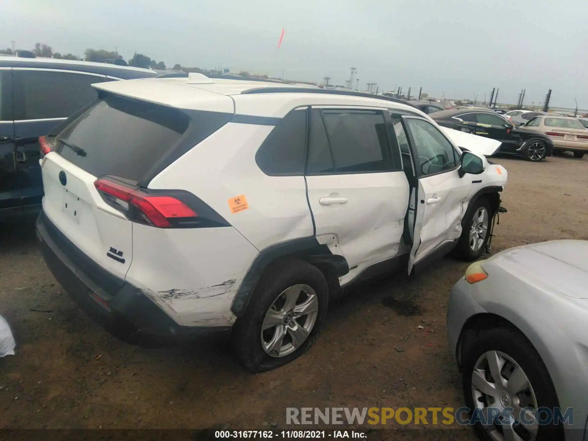 4 Photograph of a damaged car 2T3RWRFV3LW055569 TOYOTA RAV4 2020