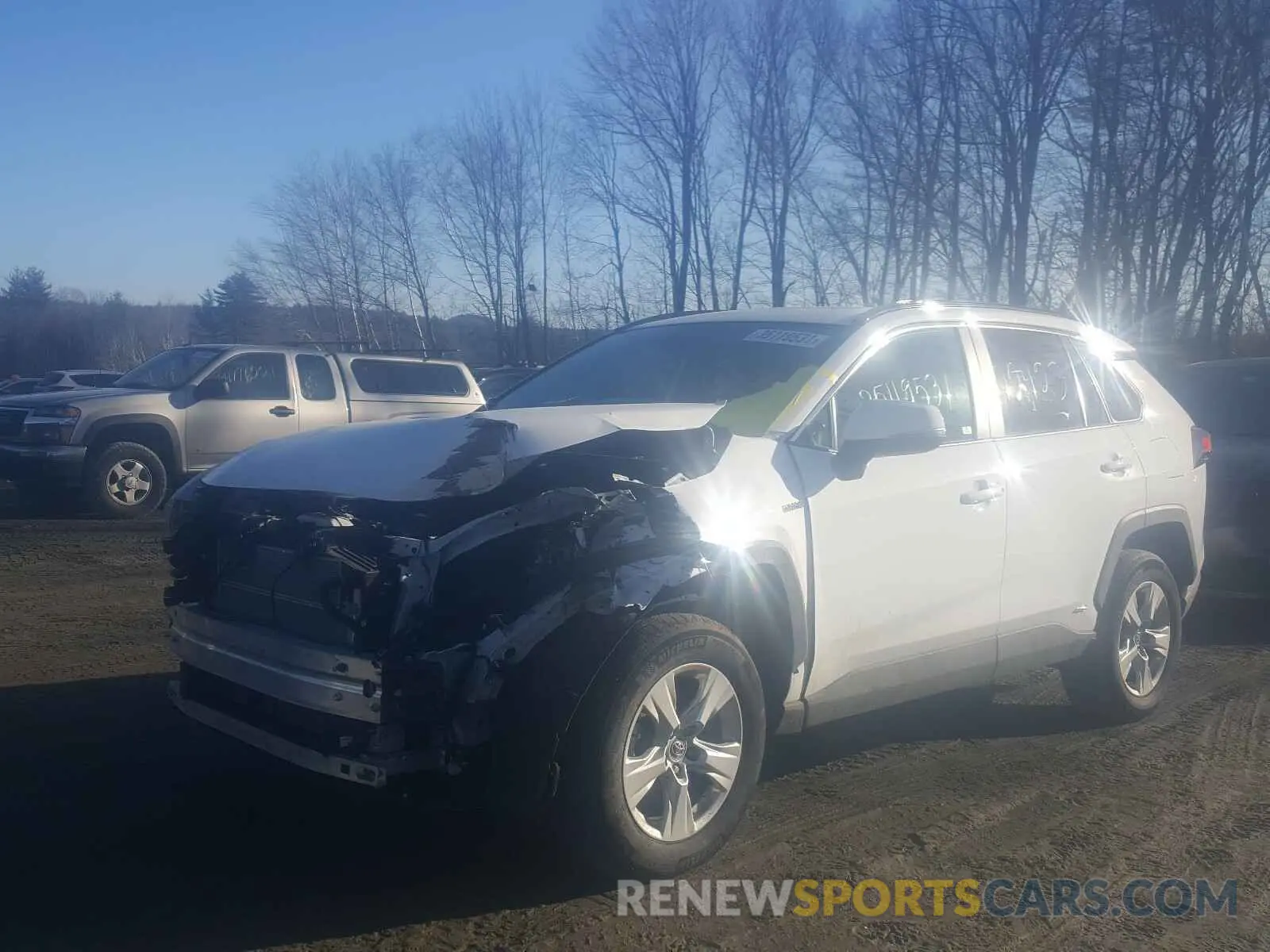 2 Photograph of a damaged car 2T3RWRFV3LW094341 TOYOTA RAV4 2020