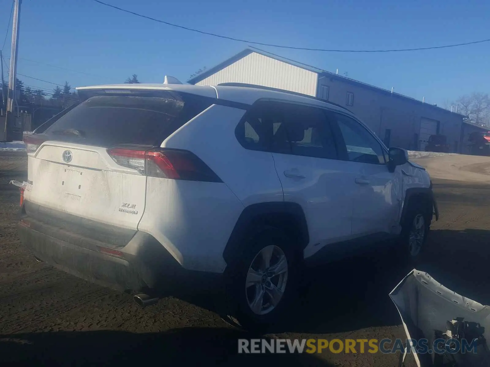 4 Photograph of a damaged car 2T3RWRFV3LW094341 TOYOTA RAV4 2020