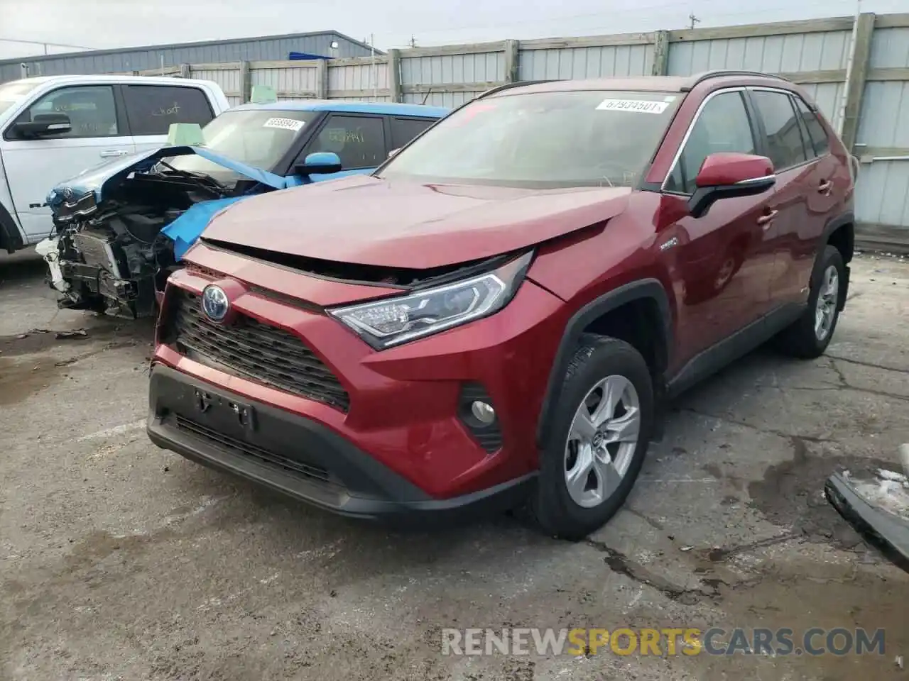 2 Photograph of a damaged car 2T3RWRFV4LW052485 TOYOTA RAV4 2020