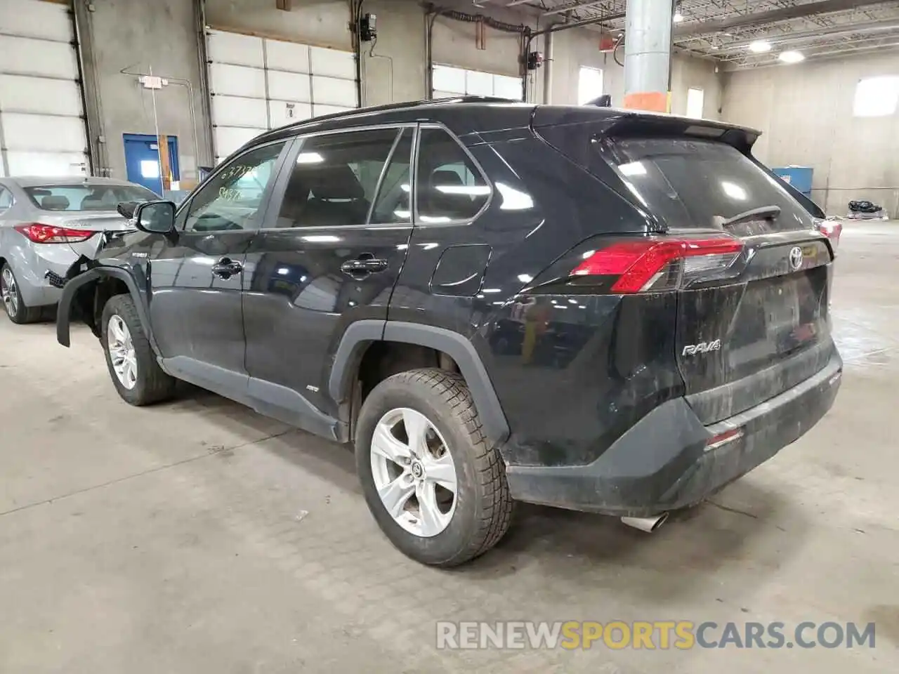 3 Photograph of a damaged car 2T3RWRFV5LW061356 TOYOTA RAV4 2020