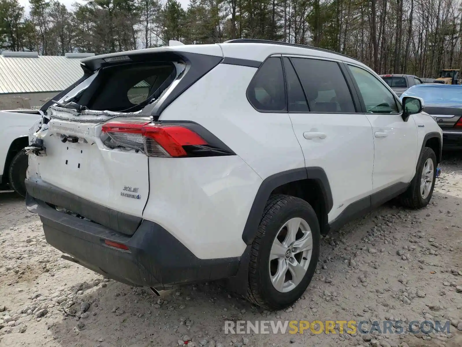 4 Photograph of a damaged car 2T3RWRFV6LW058353 TOYOTA RAV4 2020