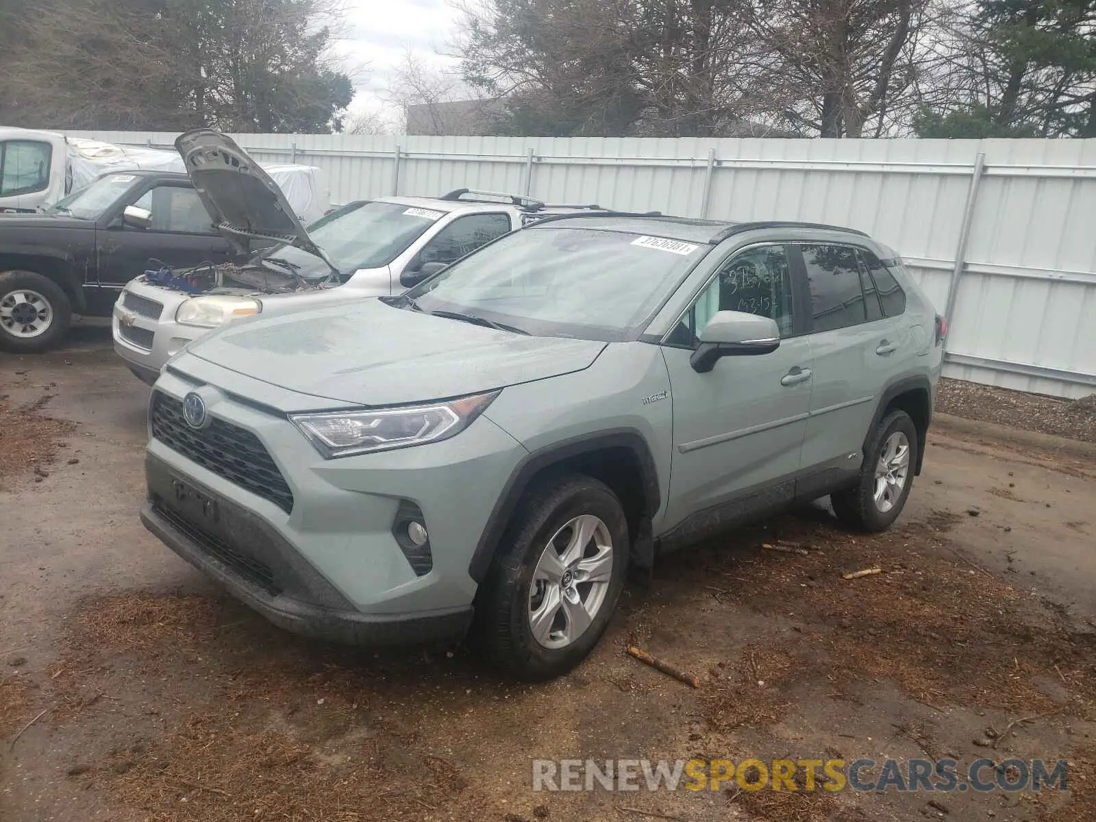 2 Photograph of a damaged car 2T3RWRFV6LW089828 TOYOTA RAV4 2020