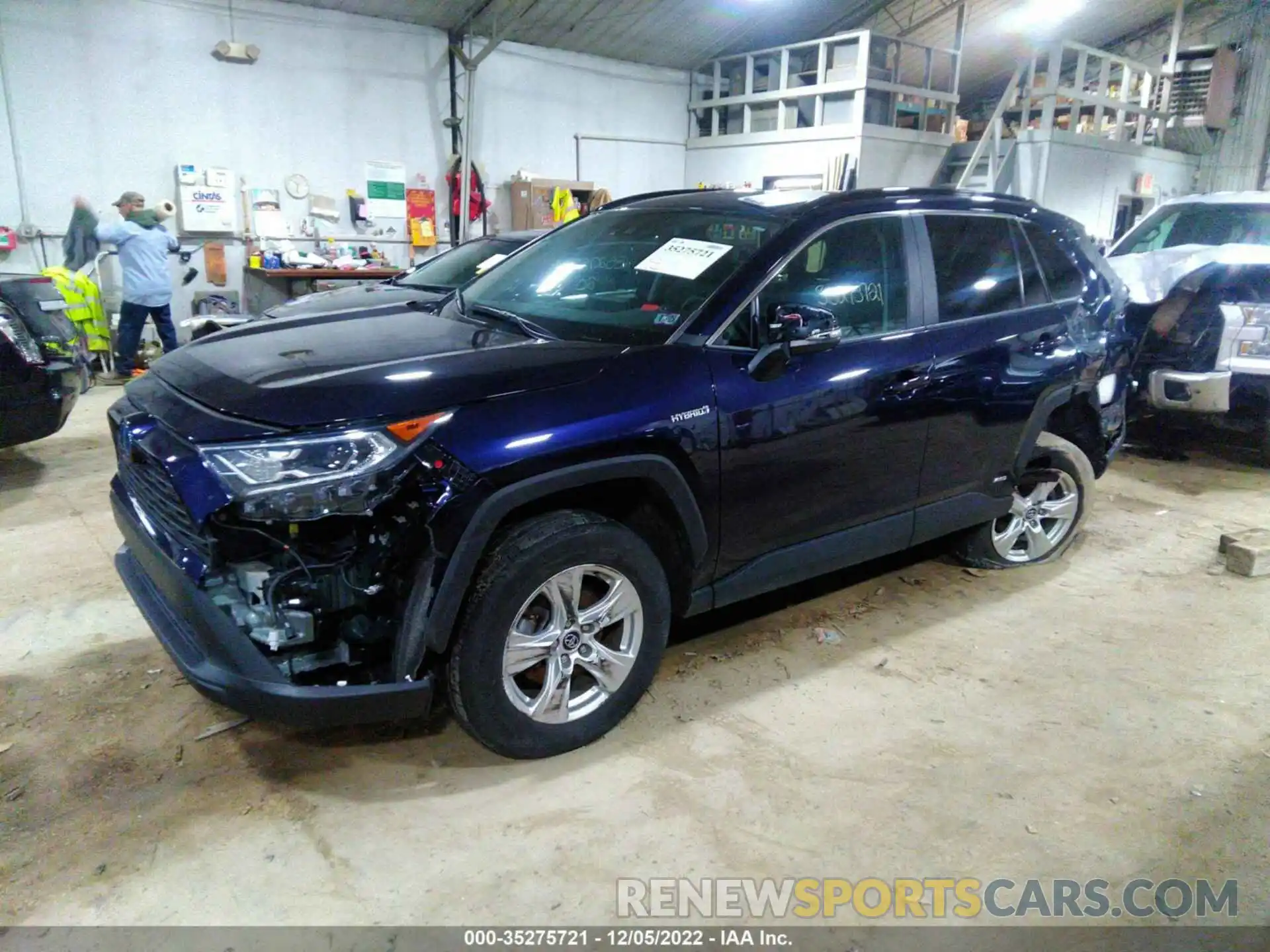 2 Photograph of a damaged car 2T3RWRFV7LW069510 TOYOTA RAV4 2020