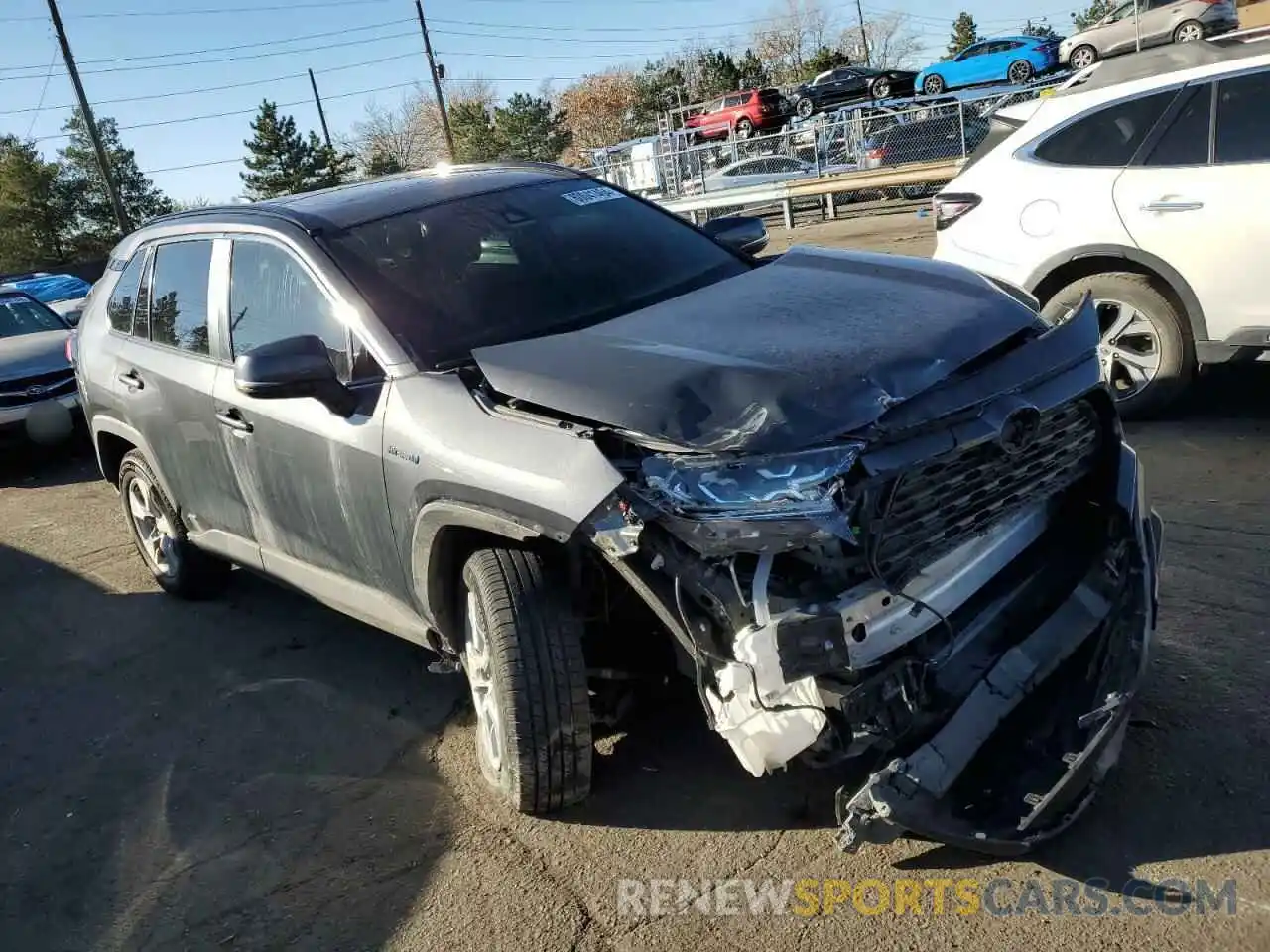 4 Photograph of a damaged car 2T3RWRFV7LW072679 TOYOTA RAV4 2020