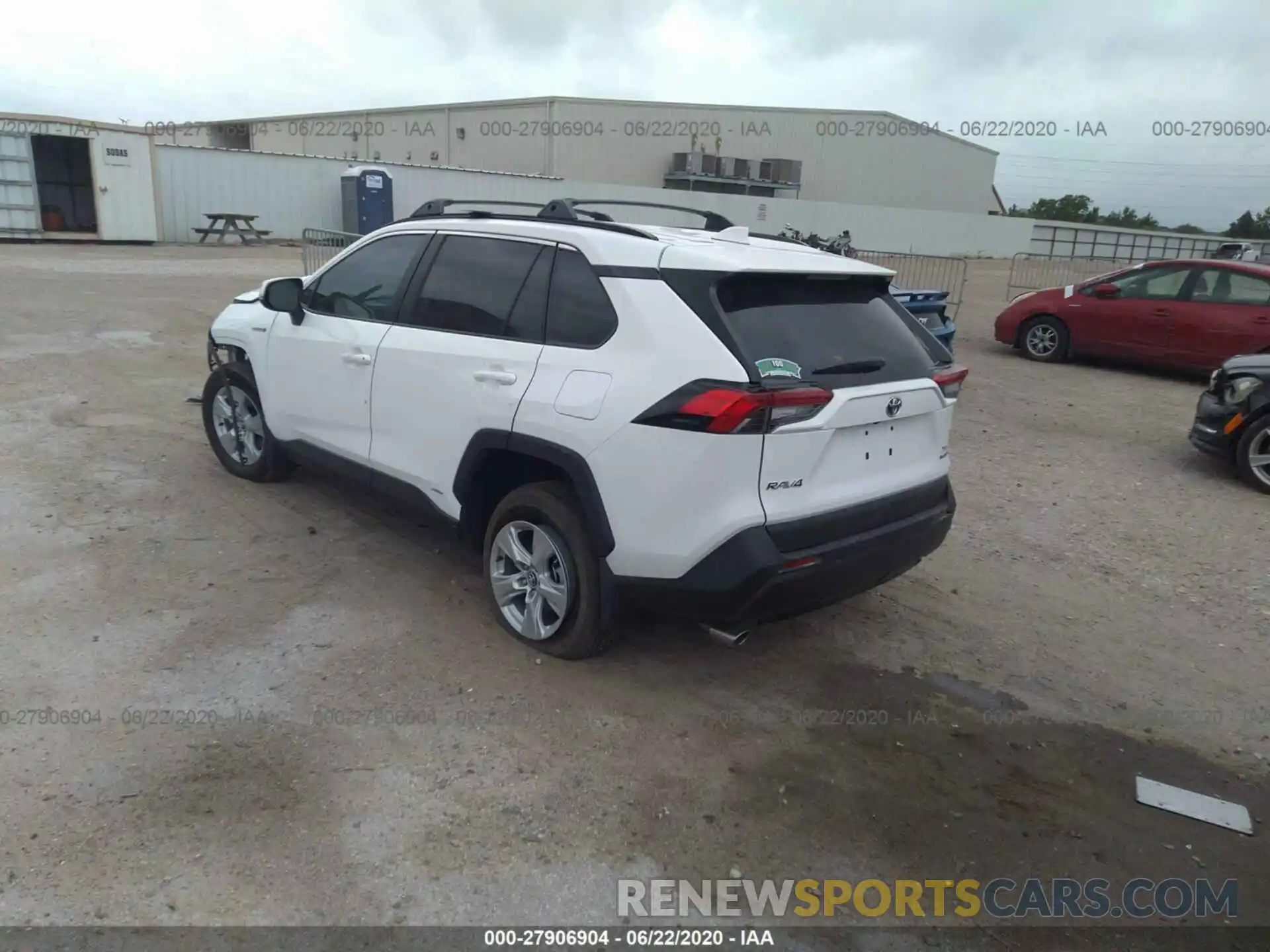 3 Photograph of a damaged car 2T3RWRFV7LW083746 TOYOTA RAV4 2020