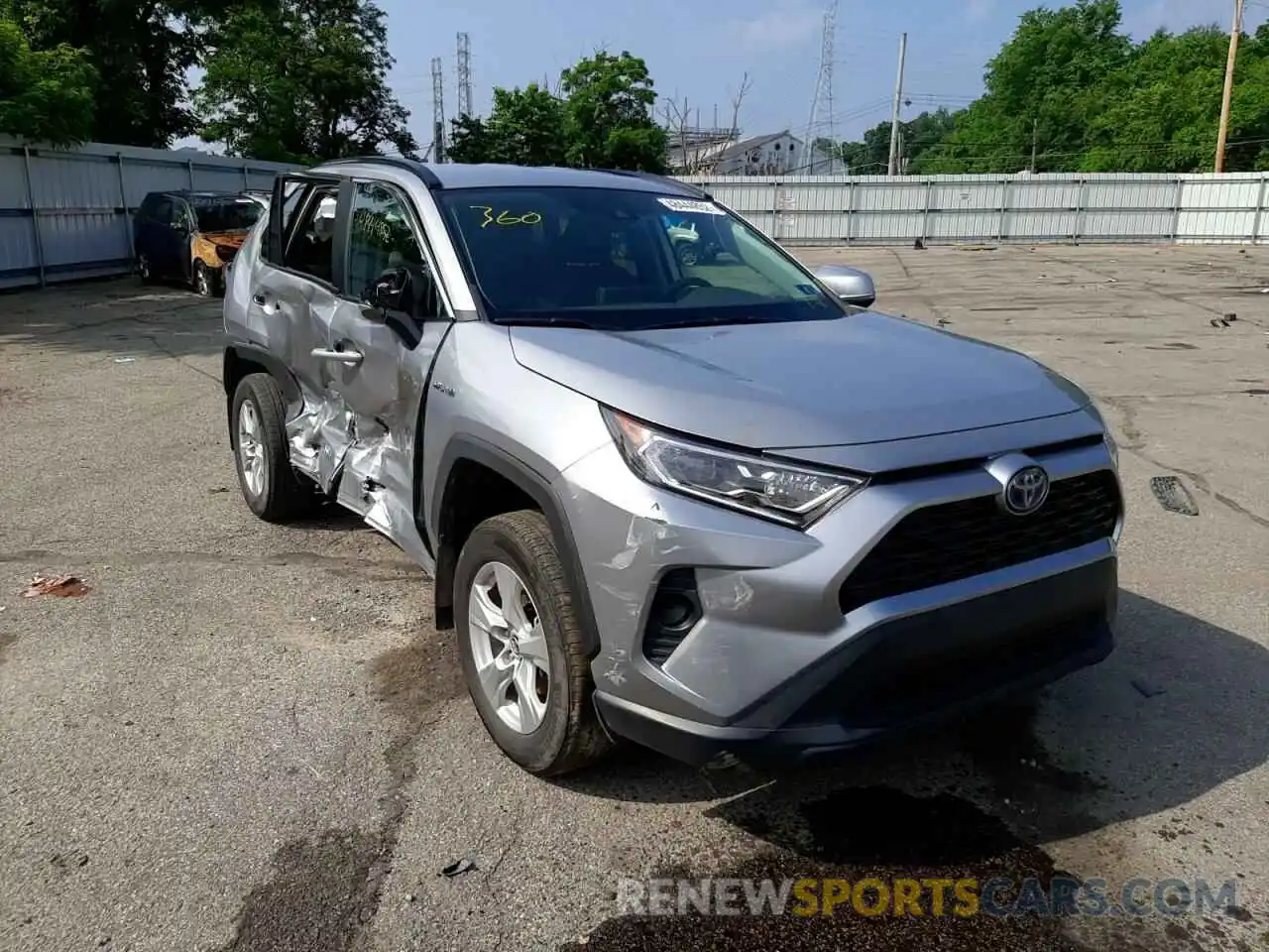 1 Photograph of a damaged car 2T3RWRFV7LW088266 TOYOTA RAV4 2020