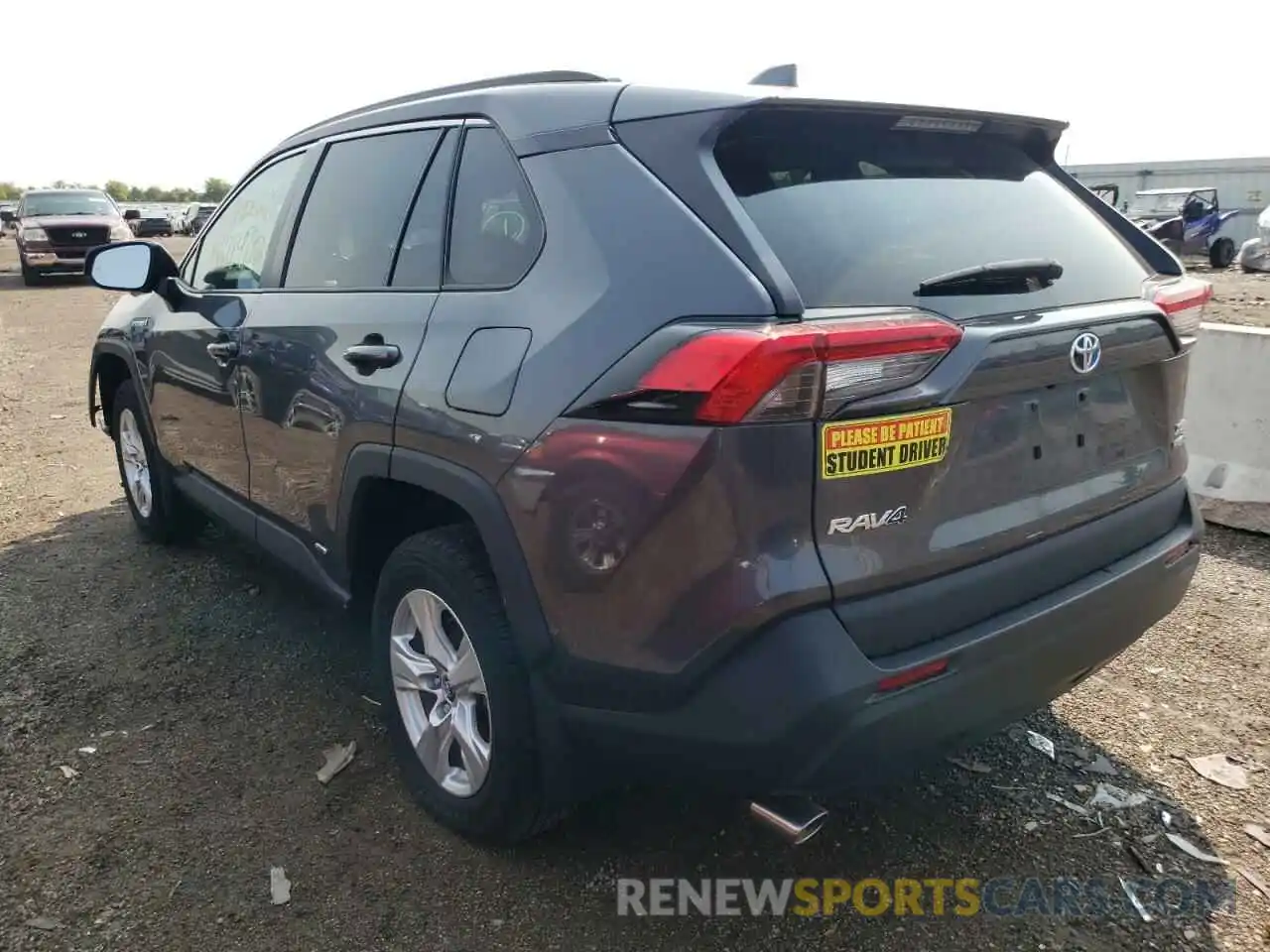 3 Photograph of a damaged car 2T3RWRFV9LW058377 TOYOTA RAV4 2020