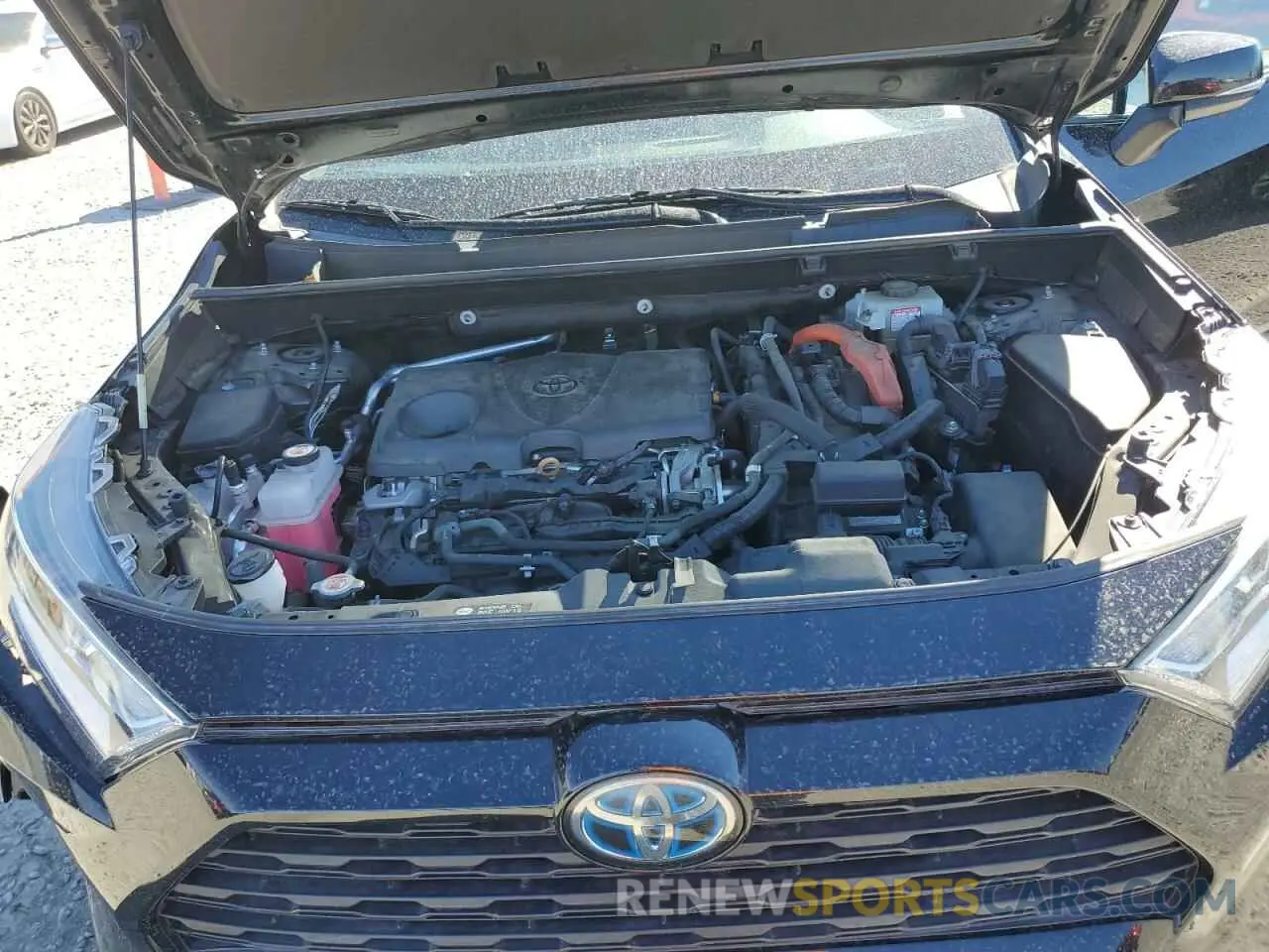 12 Photograph of a damaged car 2T3RWRFV9LW065636 TOYOTA RAV4 2020