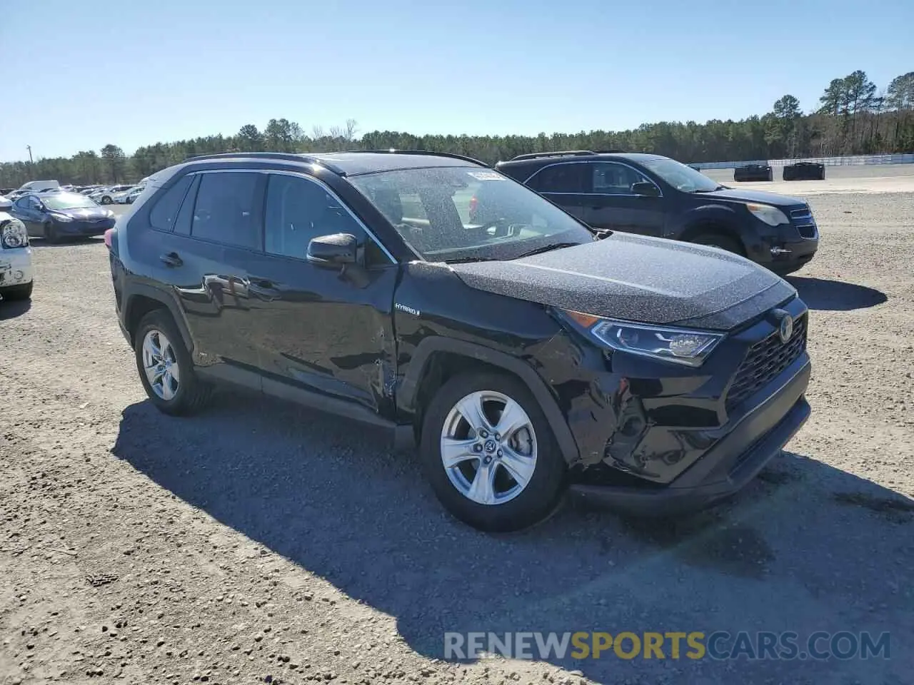 4 Photograph of a damaged car 2T3RWRFV9LW065636 TOYOTA RAV4 2020