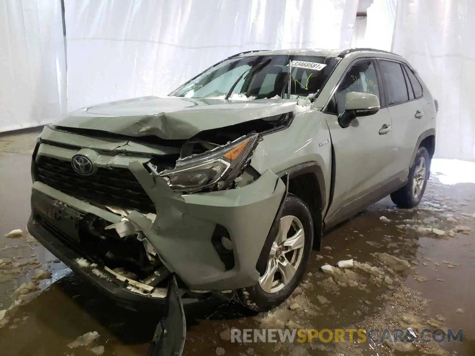 2 Photograph of a damaged car 2T3RWRFV9LW066091 TOYOTA RAV4 2020