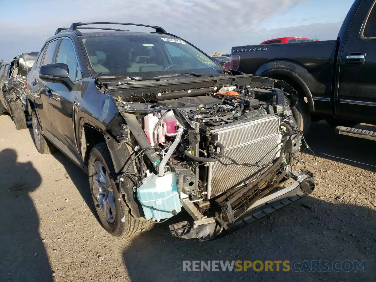 9 Photograph of a damaged car 2T3RWRFV9LW070237 TOYOTA RAV4 2020