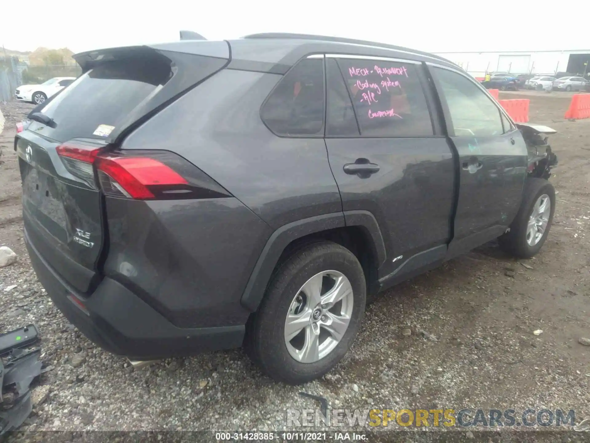 4 Photograph of a damaged car 2T3RWRFV9LW079200 TOYOTA RAV4 2020