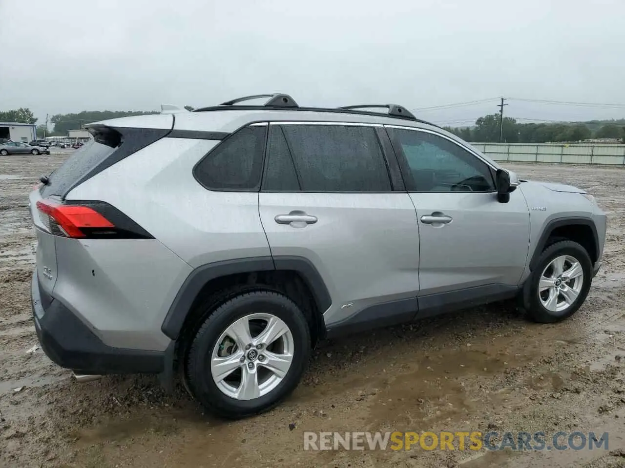 3 Photograph of a damaged car 2T3RWRFV9LW094439 TOYOTA RAV4 2020