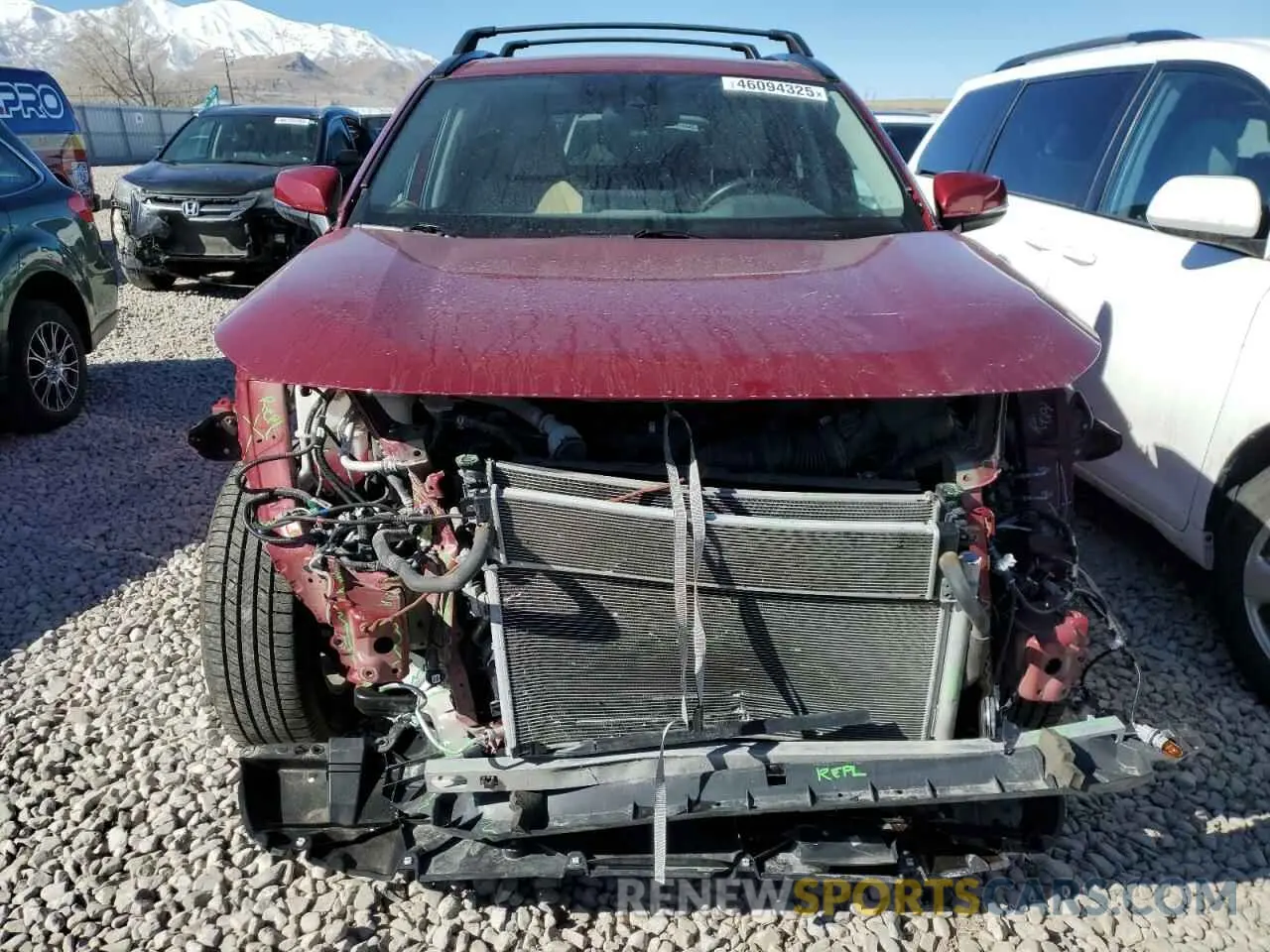 5 Photograph of a damaged car 2T3RWRFVXLW047193 TOYOTA RAV4 2020