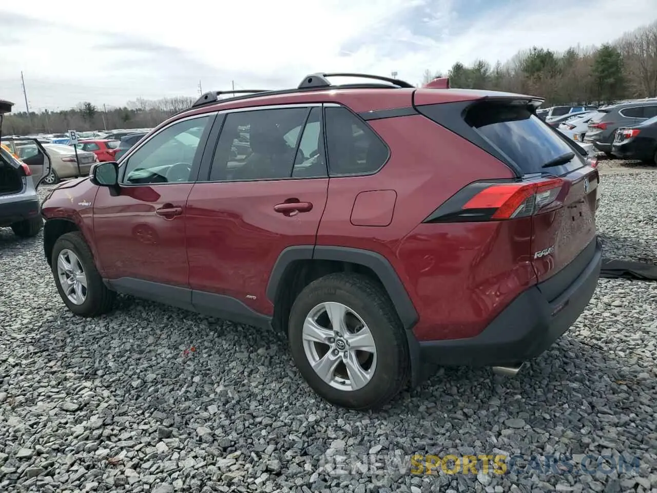 2 Photograph of a damaged car 2T3RWRFVXLW062485 TOYOTA RAV4 2020