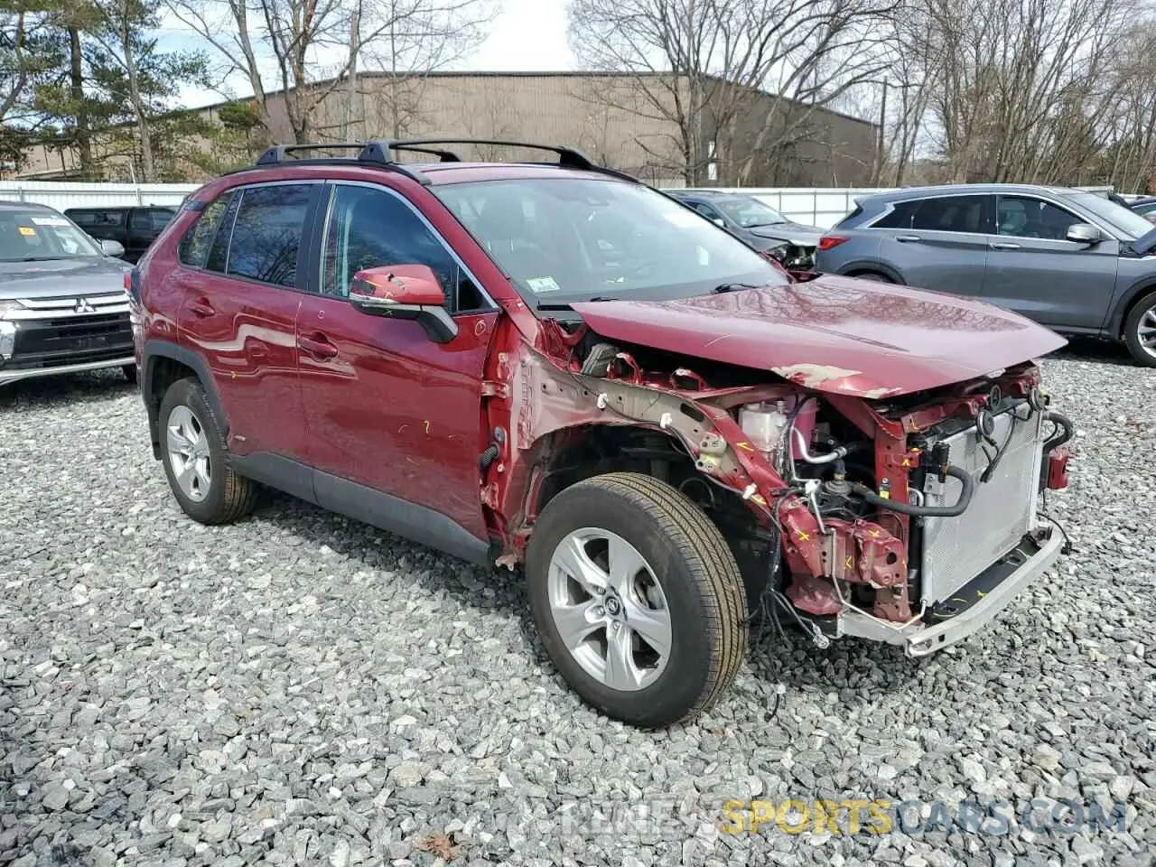 4 Photograph of a damaged car 2T3RWRFVXLW062485 TOYOTA RAV4 2020
