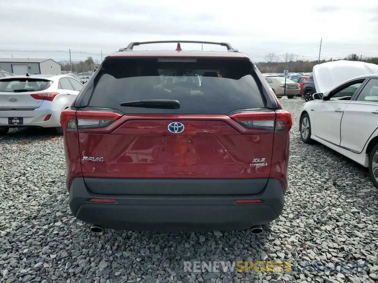6 Photograph of a damaged car 2T3RWRFVXLW062485 TOYOTA RAV4 2020