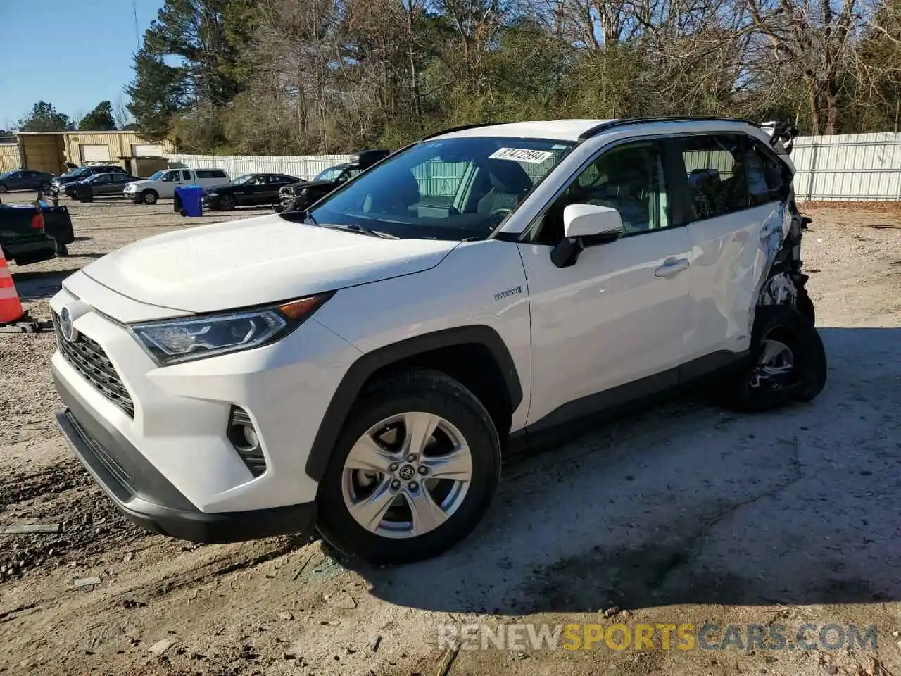 1 Photograph of a damaged car 2T3RWRFVXLW065807 TOYOTA RAV4 2020