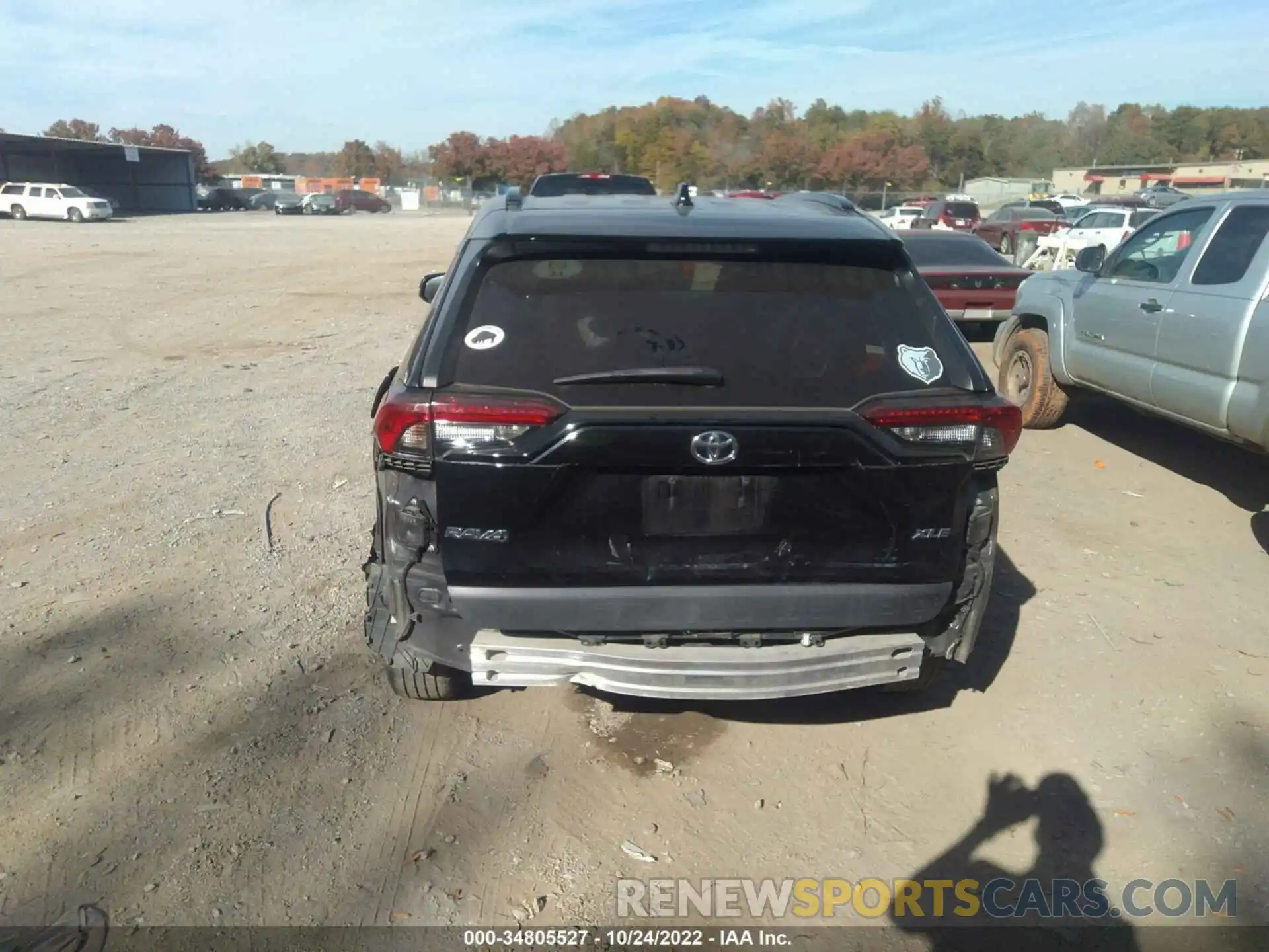 6 Photograph of a damaged car 2T3W1RFV0LC036108 TOYOTA RAV4 2020