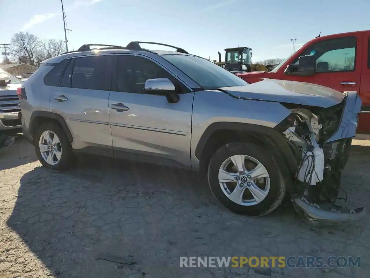 4 Photograph of a damaged car 2T3W1RFV0LC038019 TOYOTA RAV4 2020