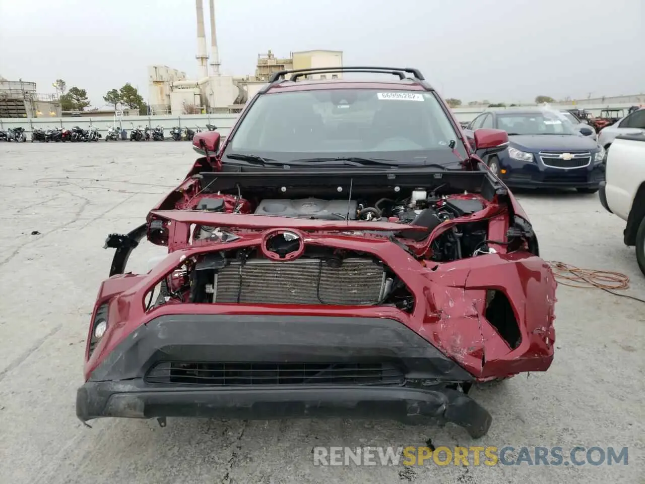5 Photograph of a damaged car 2T3W1RFV0LC038697 TOYOTA RAV4 2020