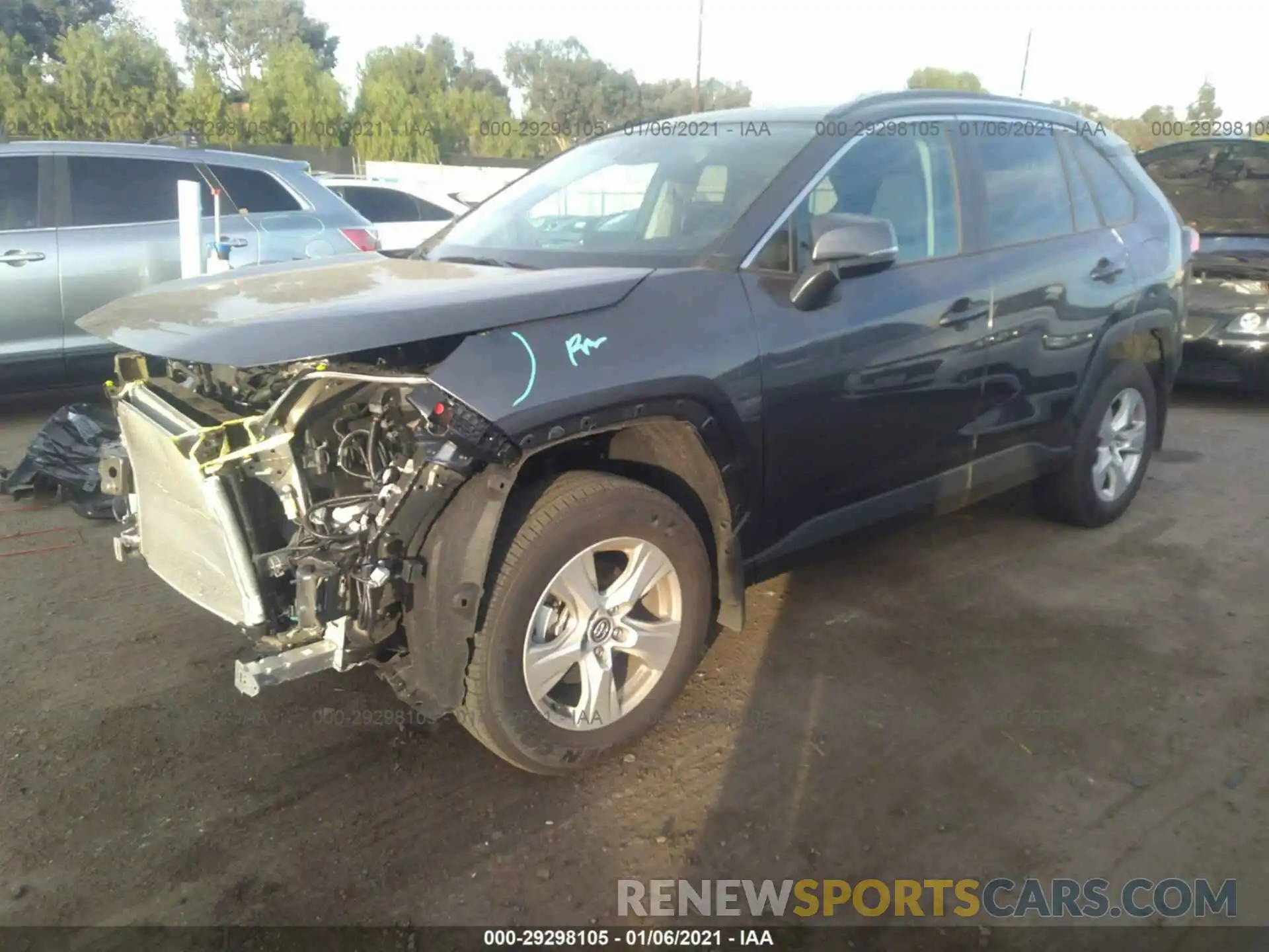 2 Photograph of a damaged car 2T3W1RFV0LC040921 TOYOTA RAV4 2020