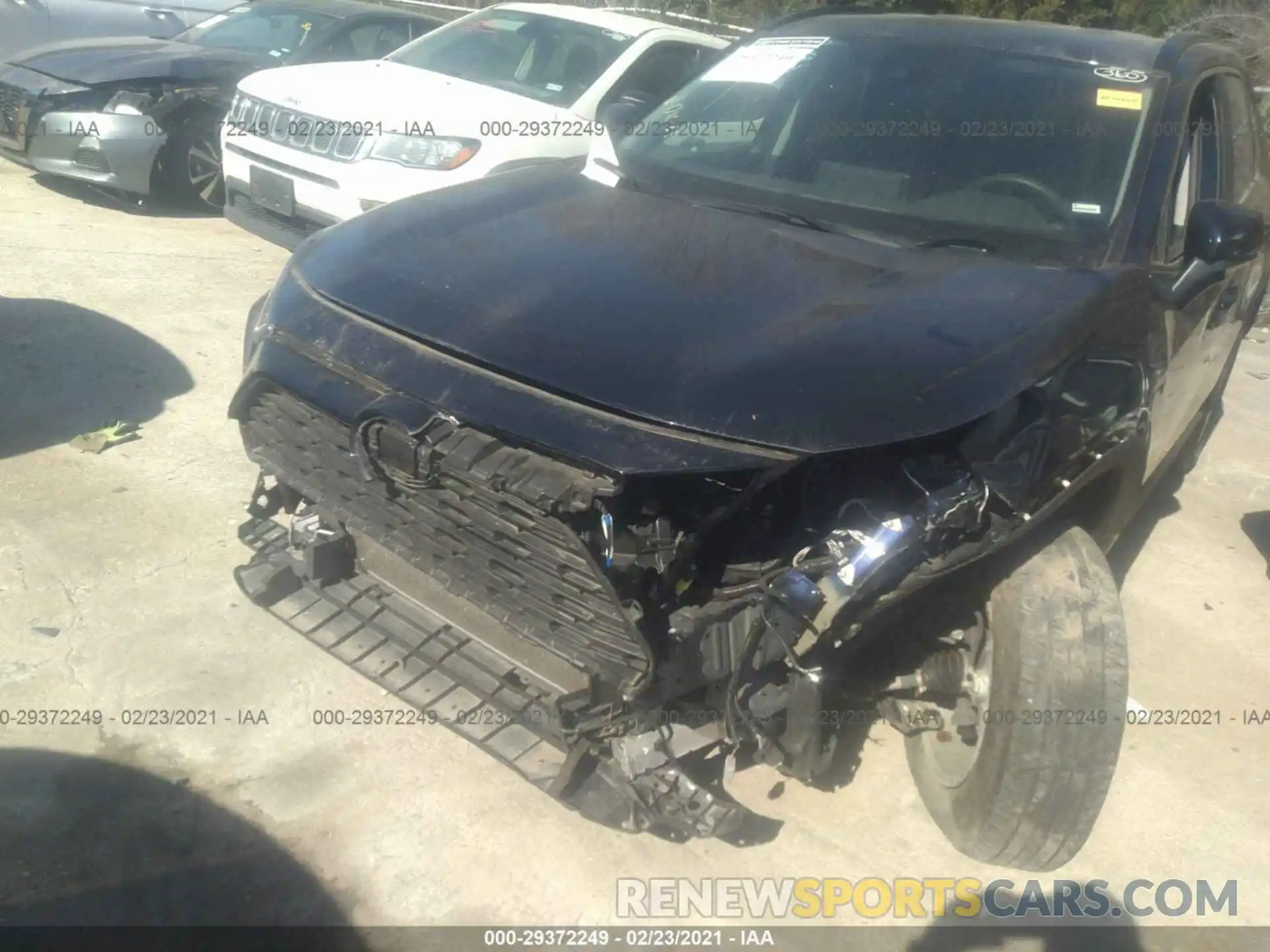 6 Photograph of a damaged car 2T3W1RFV0LC049621 TOYOTA RAV4 2020