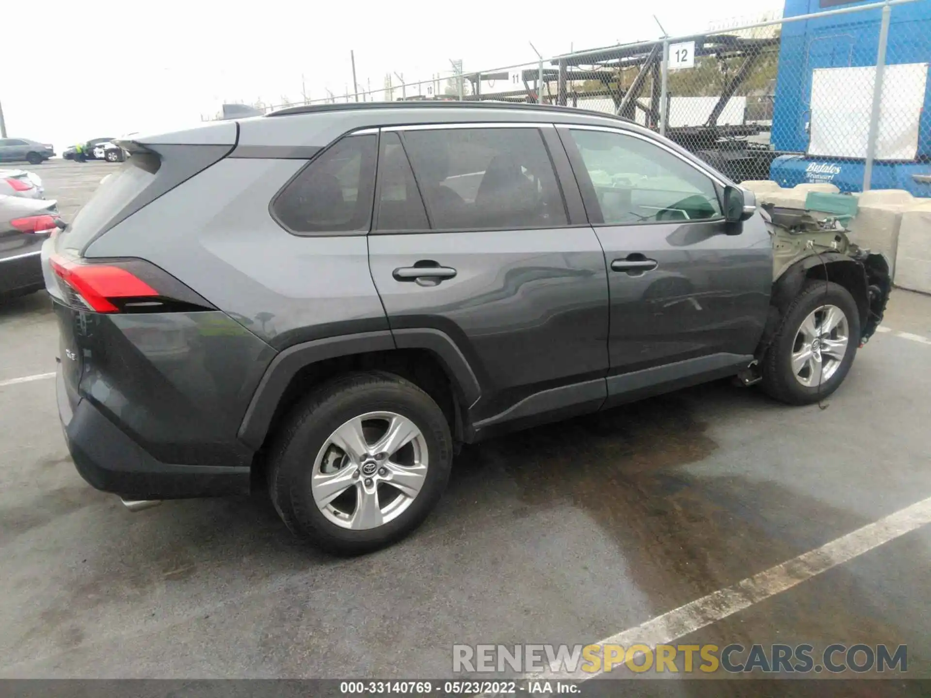 4 Photograph of a damaged car 2T3W1RFV0LC050395 TOYOTA RAV4 2020