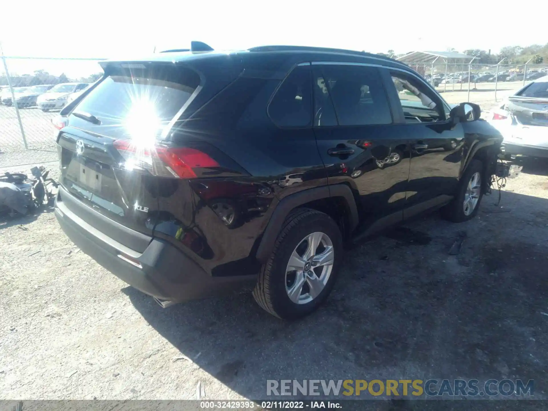 4 Photograph of a damaged car 2T3W1RFV0LC053801 TOYOTA RAV4 2020