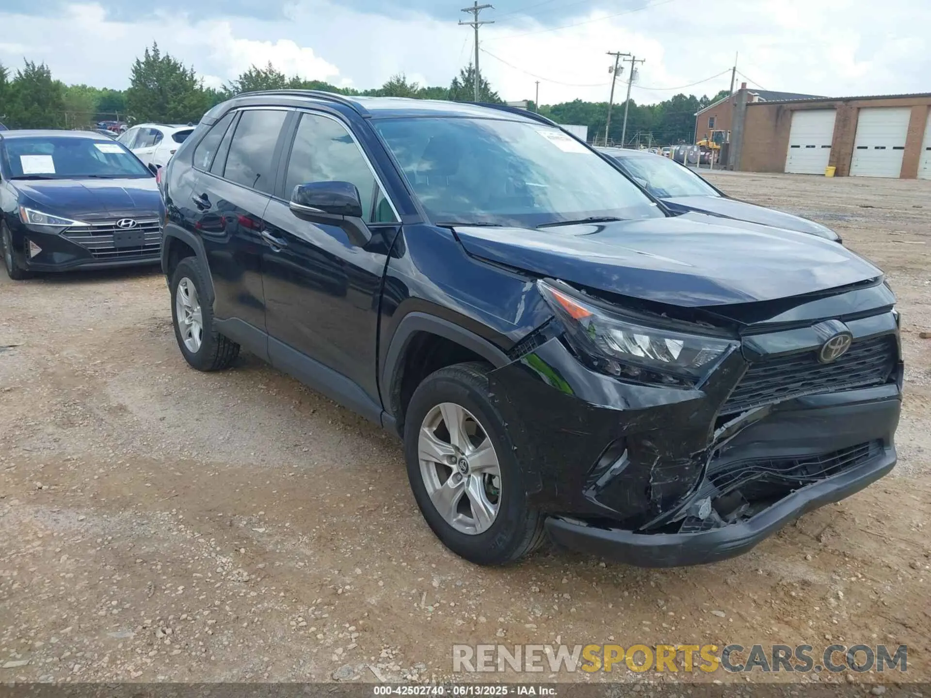 1 Photograph of a damaged car 2T3W1RFV0LC063518 TOYOTA RAV4 2020