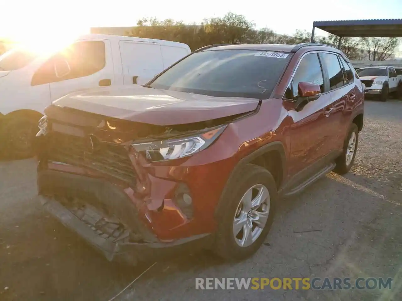 2 Photograph of a damaged car 2T3W1RFV0LC065639 TOYOTA RAV4 2020