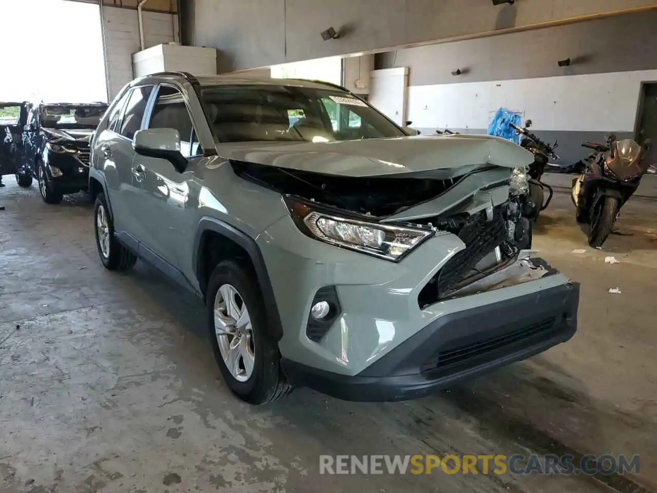 1 Photograph of a damaged car 2T3W1RFV0LC069416 TOYOTA RAV4 2020