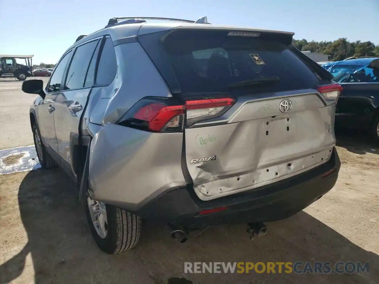 9 Photograph of a damaged car 2T3W1RFV0LC072168 TOYOTA RAV4 2020